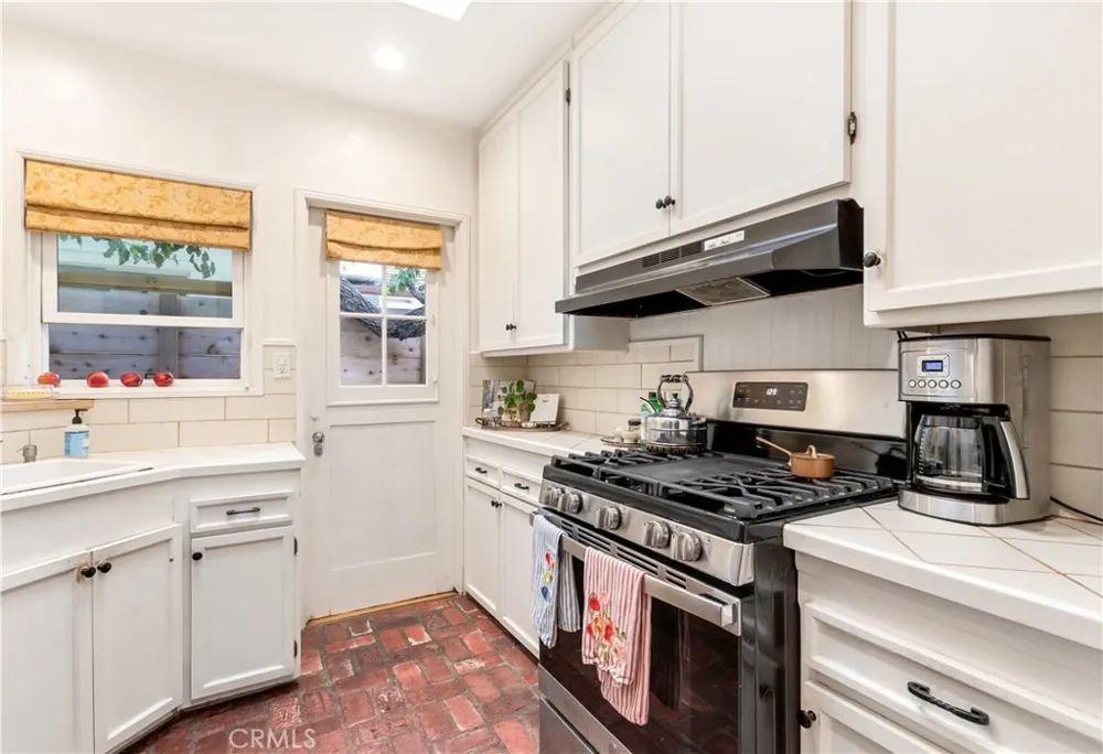 2632 Vista Drive Newport Beach, CA 92663