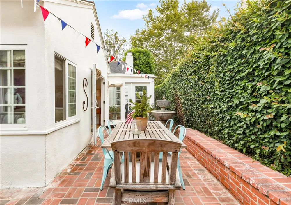 2632 Vista Drive Newport Beach, CA 92663