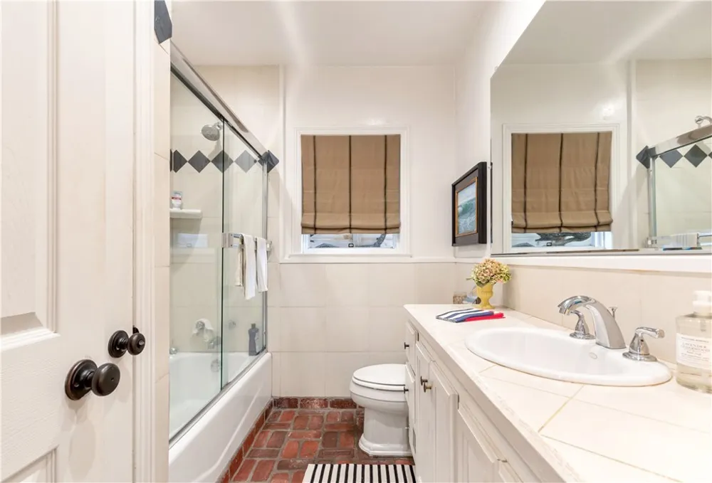 2632 Vista Drive Newport Beach, CA 92663