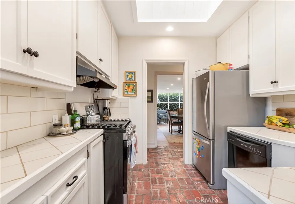 2632 Vista Drive Newport Beach, CA 92663