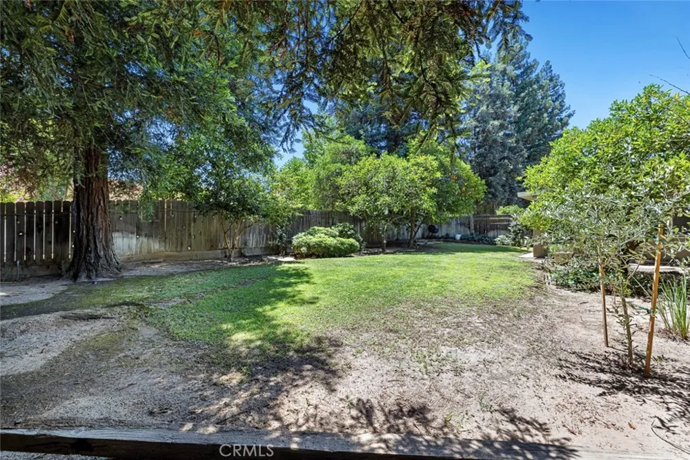 2183 E Fallbrook Avenue Fresno, CA 93720
