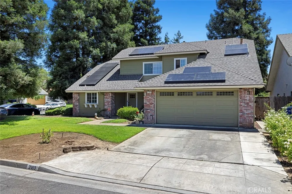 2183 E Fallbrook Avenue Fresno, CA 93720