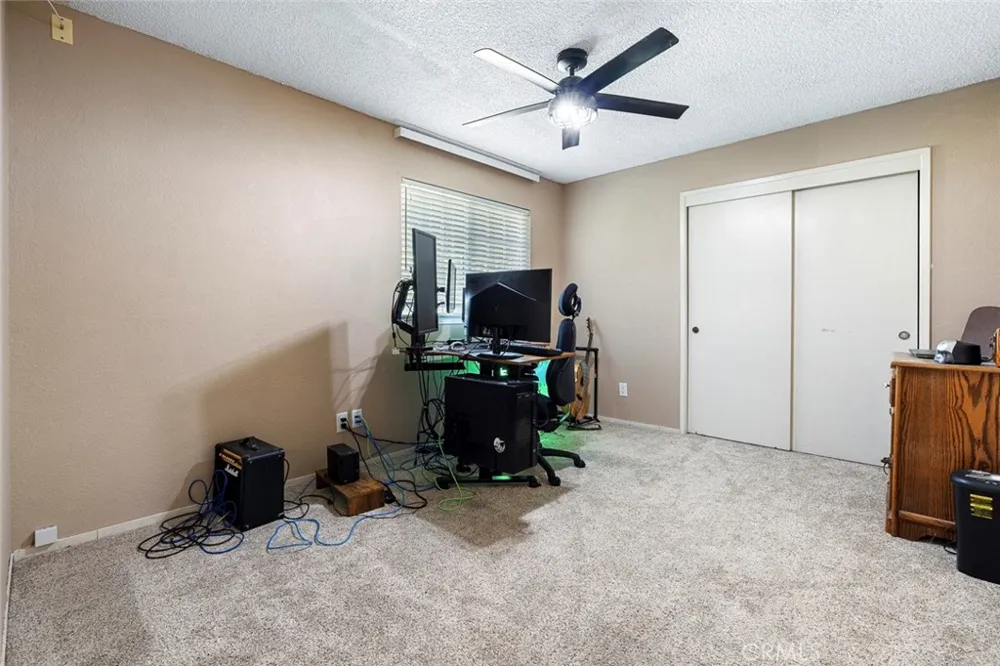 2183 E Fallbrook Avenue Fresno, CA 93720