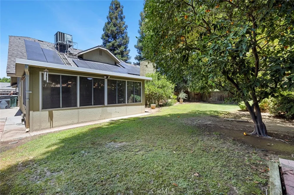 2183 E Fallbrook Avenue Fresno, CA 93720