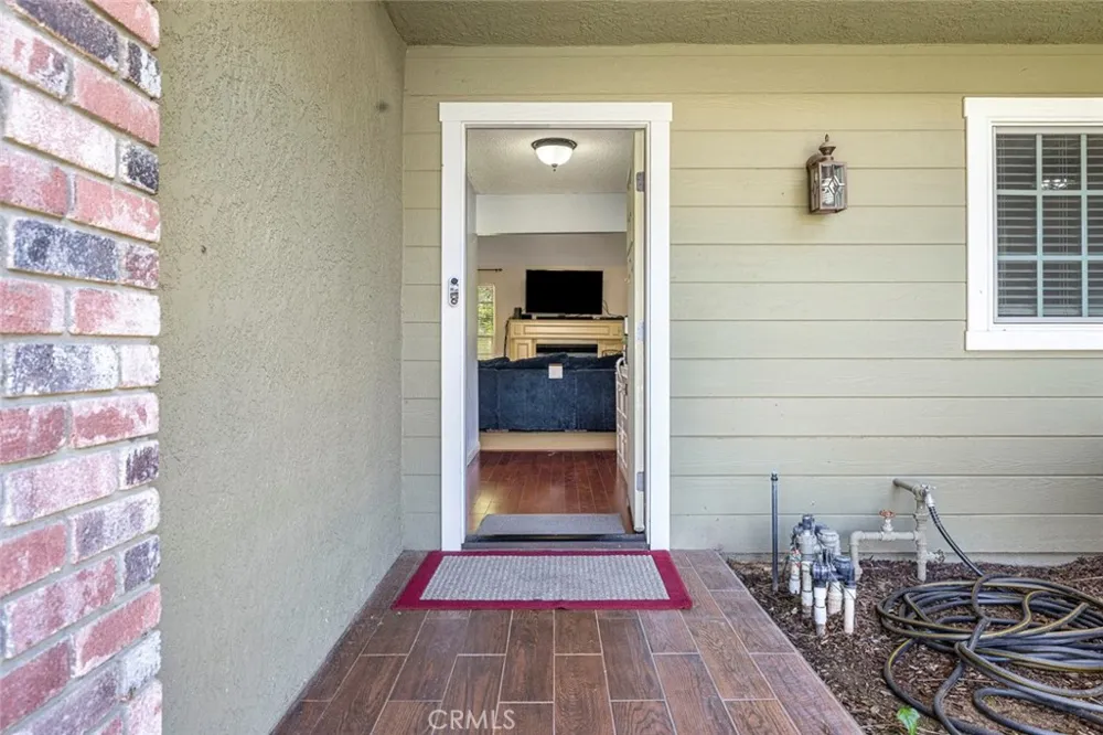 2183 E Fallbrook Avenue Fresno, CA 93720