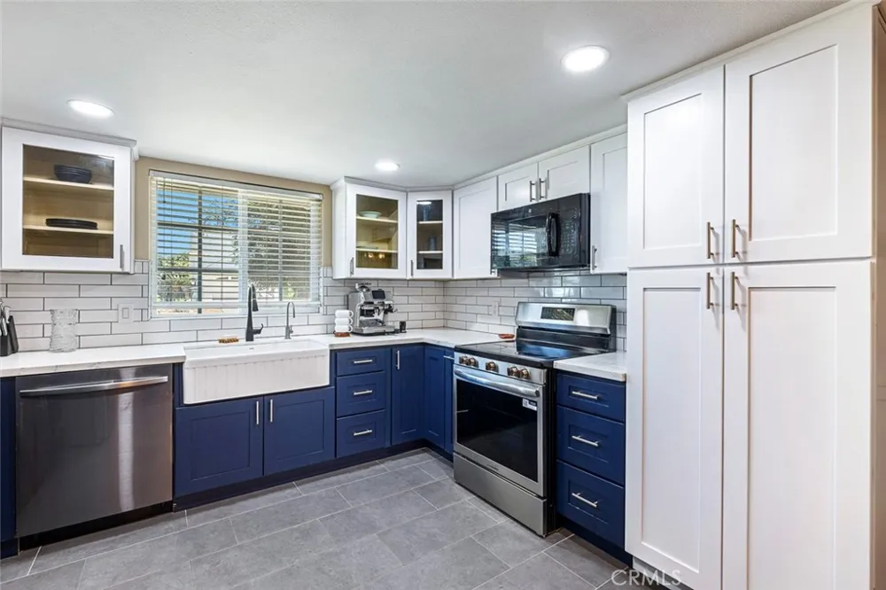 2183 E Fallbrook Avenue Fresno, CA 93720