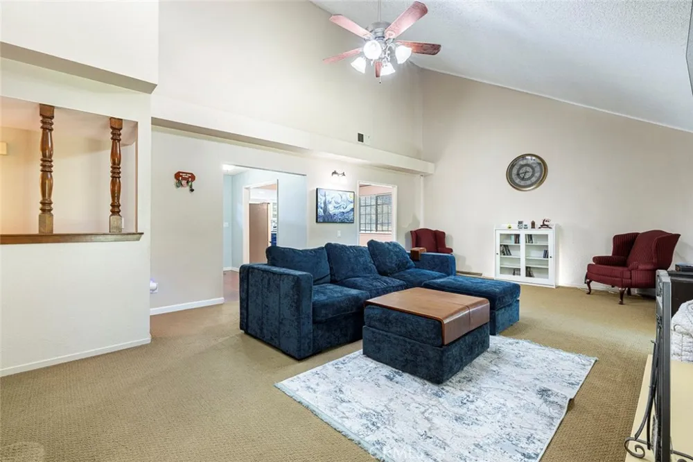 2183 E Fallbrook Avenue Fresno, CA 93720