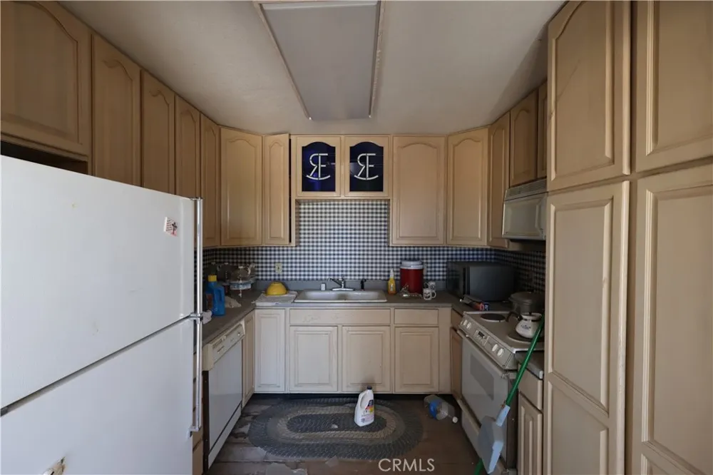 Bryman Road Oro Grande, CA 92368