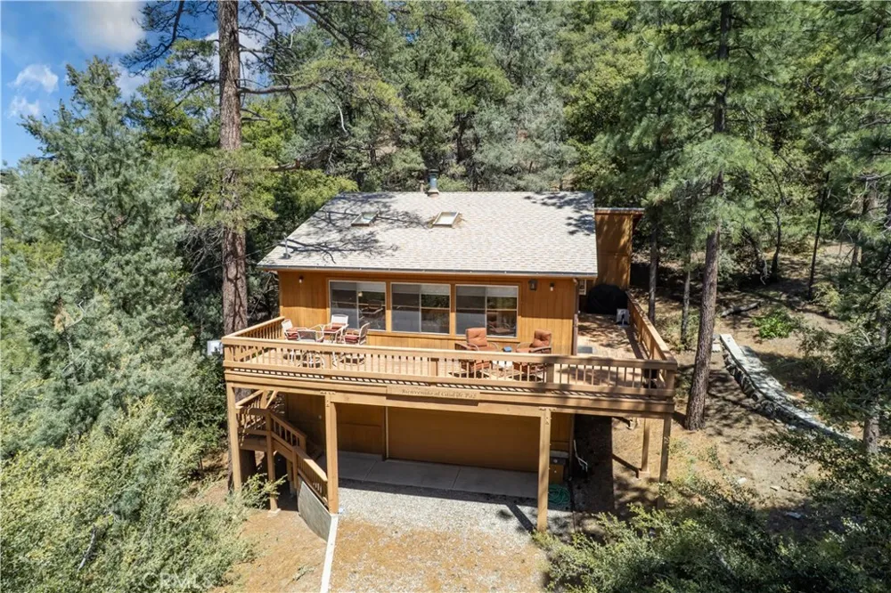 1528 Bernina Pine Mountain Club, CA 93222