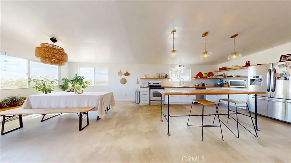 1271 Dakota Landers, CA 92285