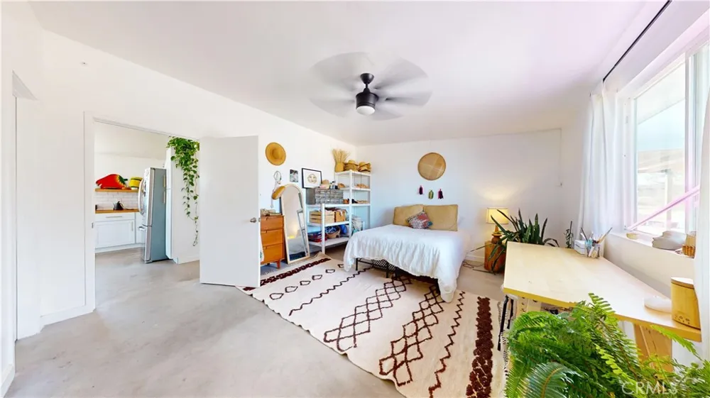 1271 Dakota Landers, CA 92285