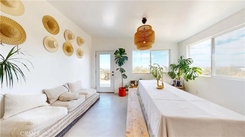 1271 Dakota Landers, CA 92285