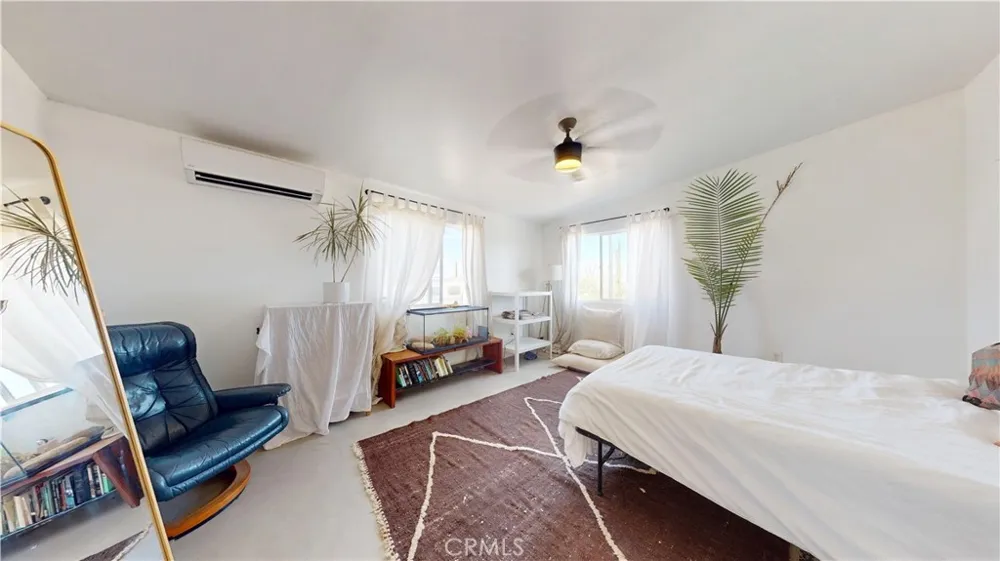 1271 Dakota Landers, CA 92285