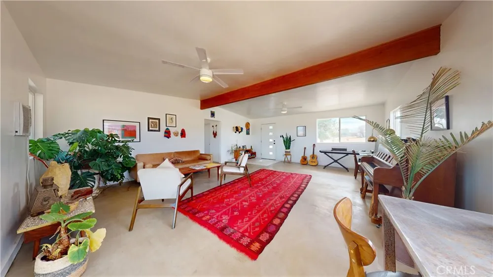 1271 Dakota Landers, CA 92285