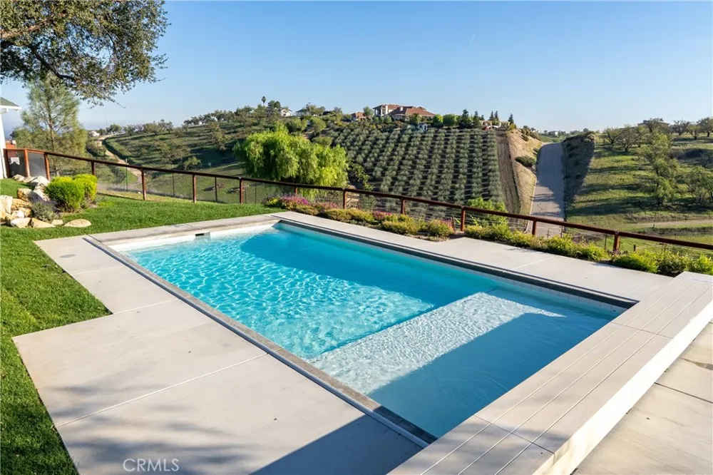 550 Villa Lots Rd Paso Robles, CA 93446