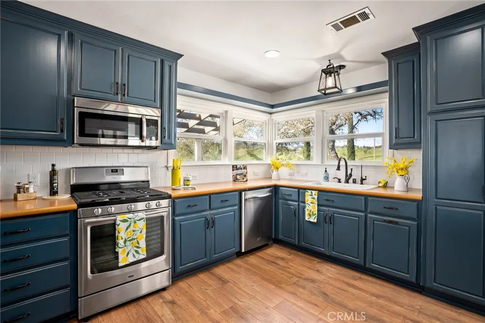 550 Villa Lots Rd Paso Robles, CA 93446