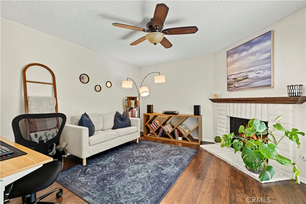 15614 Crestview Lane #63 Granada Hills, CA 91344