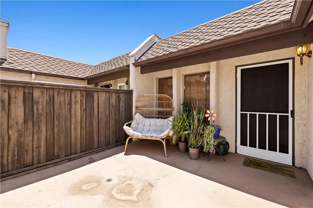 15614 Crestview Lane #63 Granada Hills, CA 91344