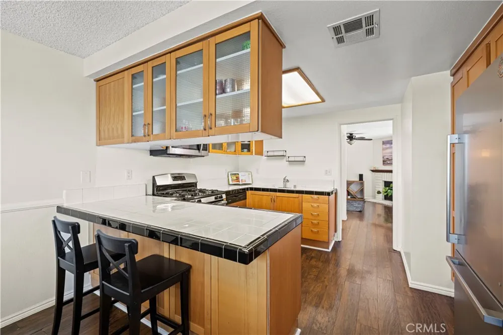 15614 Crestview Lane #63 Granada Hills, CA 91344