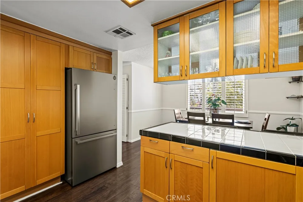 15614 Crestview Lane #63 Granada Hills, CA 91344