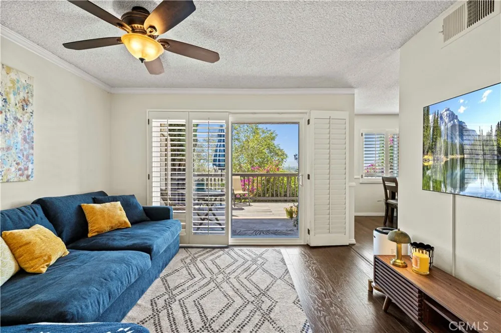 15614 Crestview Lane #63 Granada Hills, CA 91344