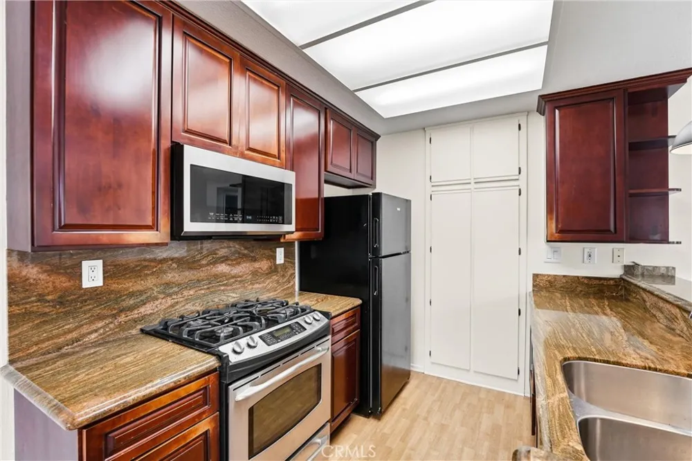 25274 Via Lido Laguna Niguel, CA 92677