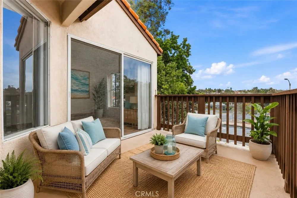 25274 Via Lido Laguna Niguel, CA 92677