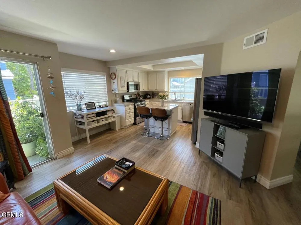 1044 Gilbert Lane Ventura, CA 93003