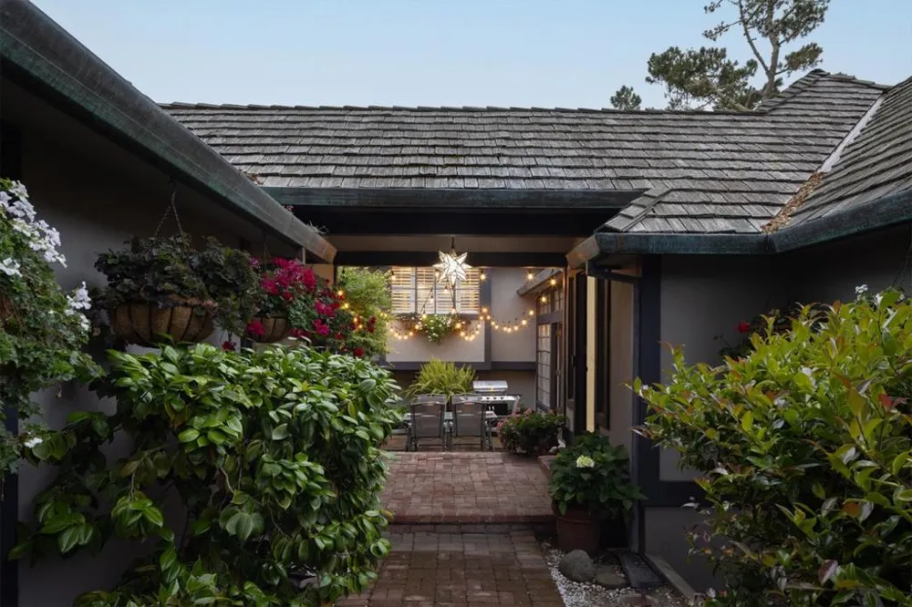 24623 Upper Trail Carmel, CA 93923