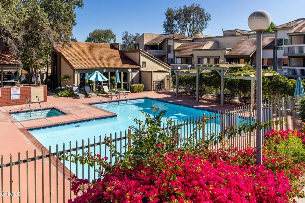 324 Chestnut Hill Court #14 Thousand Oaks, CA 91360