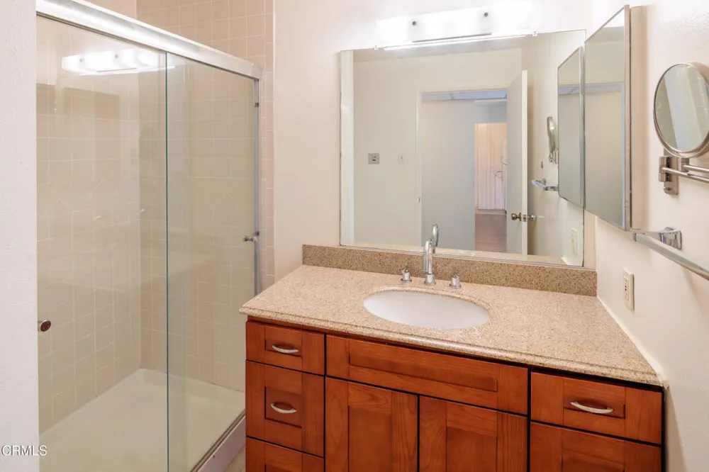 324 Chestnut Hill Court #14 Thousand Oaks, CA 91360