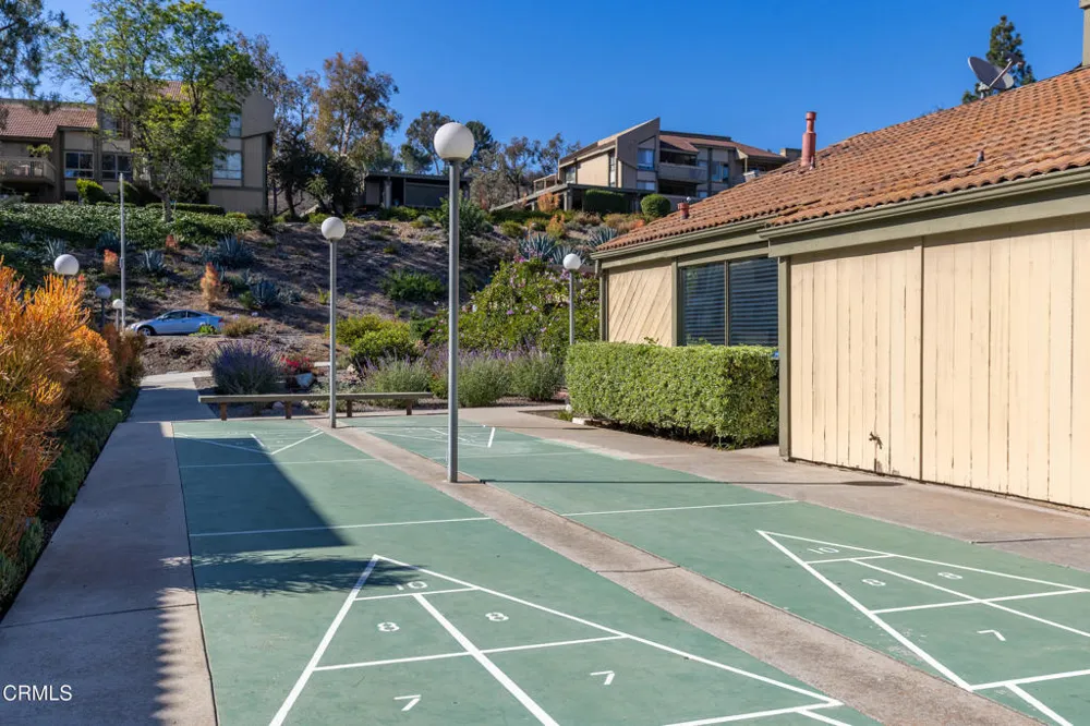 324 Chestnut Hill Court #14 Thousand Oaks, CA 91360