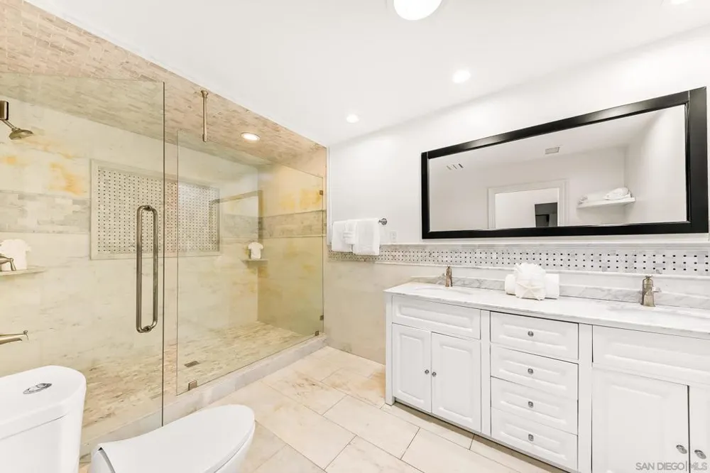 7256 Rue Michael La Jolla, CA 92037