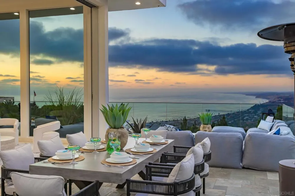 7256 Rue Michael La Jolla, CA 92037