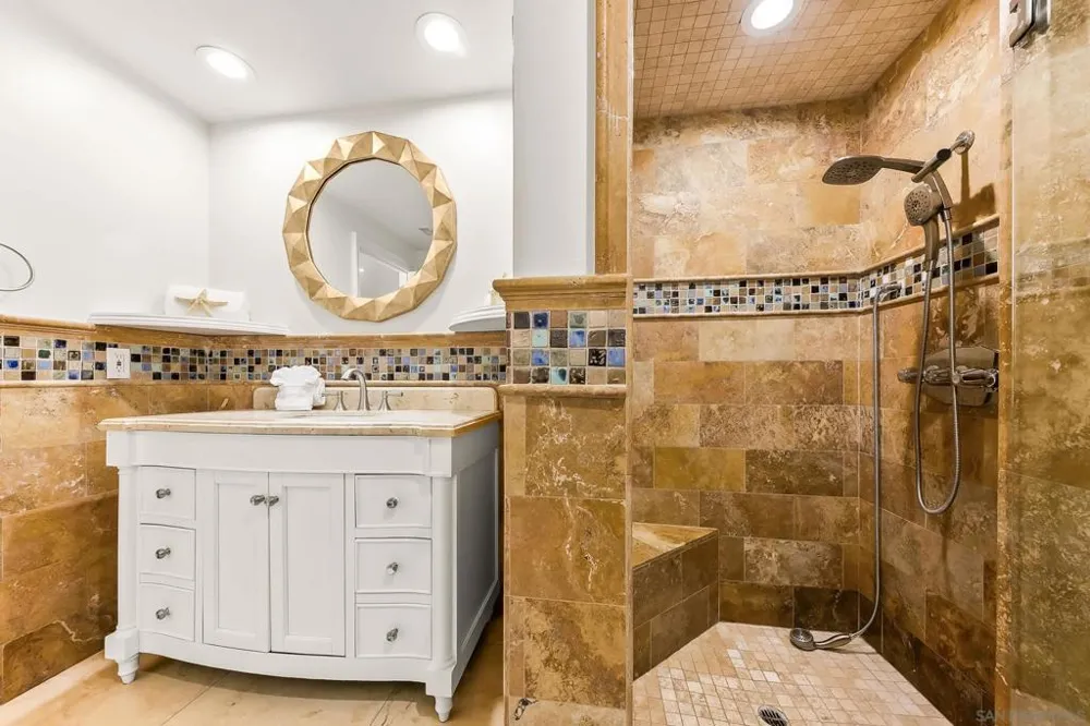 7256 Rue Michael La Jolla, CA 92037