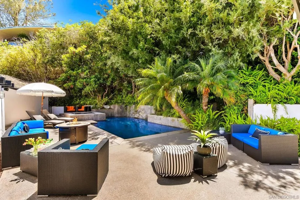 7256 Rue Michael La Jolla, CA 92037