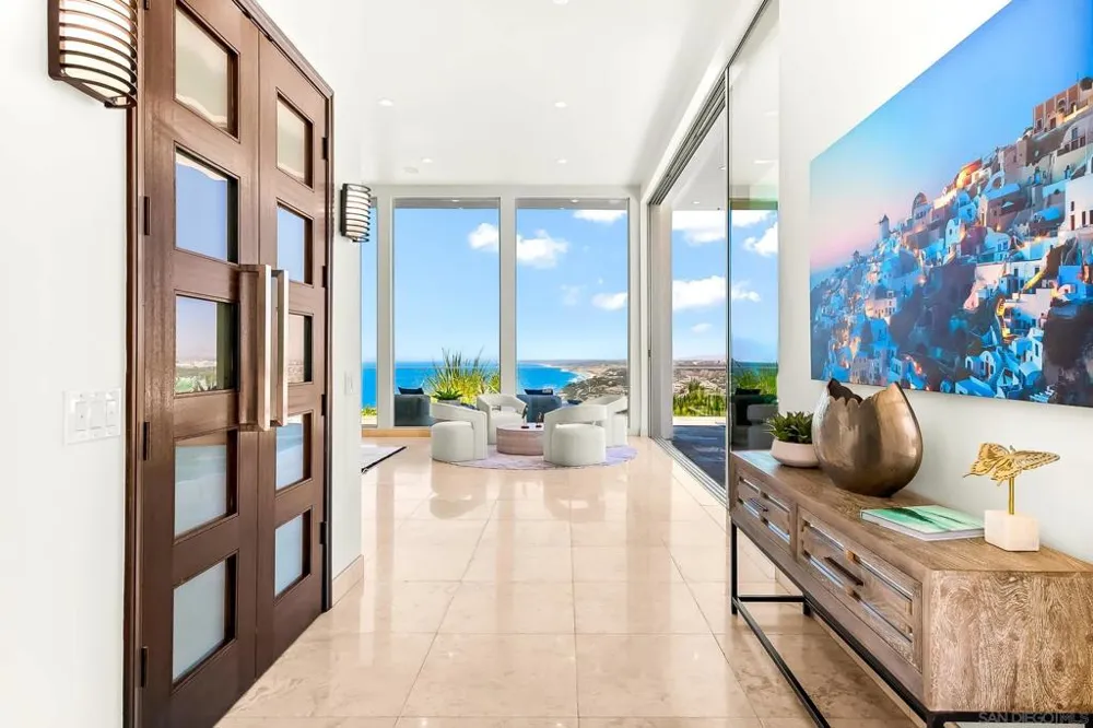 7256 Rue Michael La Jolla, CA 92037