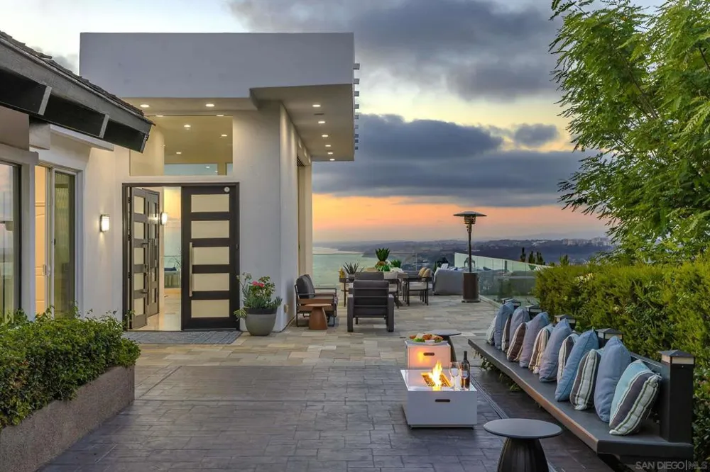 7256 Rue Michael La Jolla, CA 92037