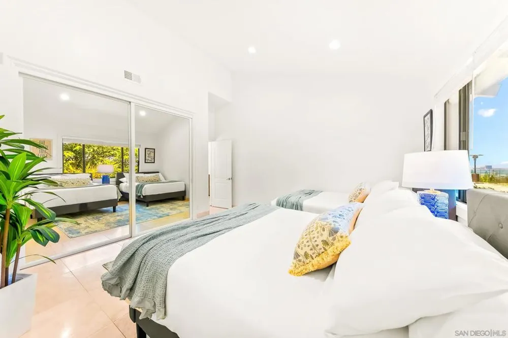 7256 Rue Michael La Jolla, CA 92037