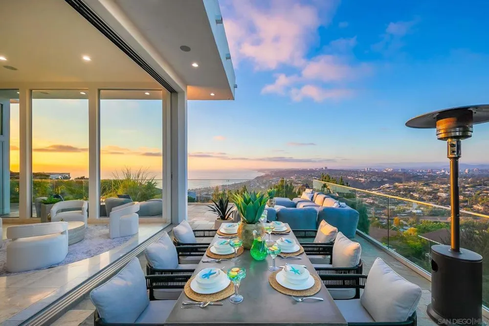 7256 Rue Michael La Jolla, CA 92037