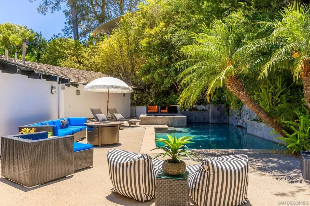 7256 Rue Michael La Jolla, CA 92037