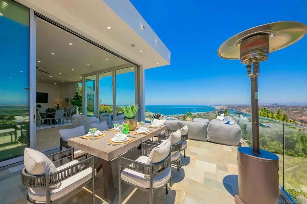 7256 Rue Michael La Jolla, CA 92037