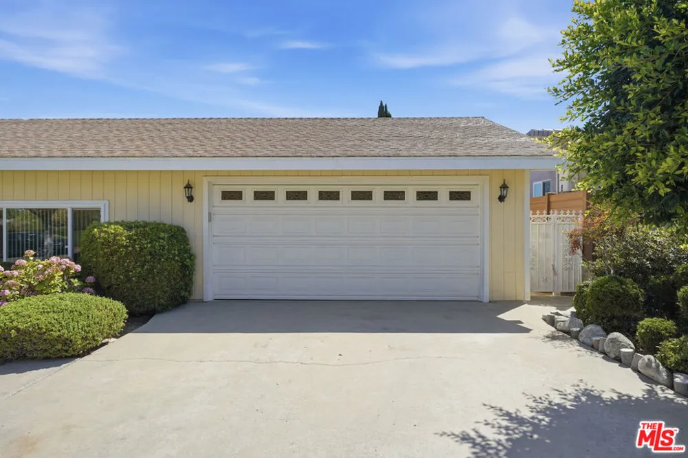 4065 Bluff Street Torrance, CA 90505