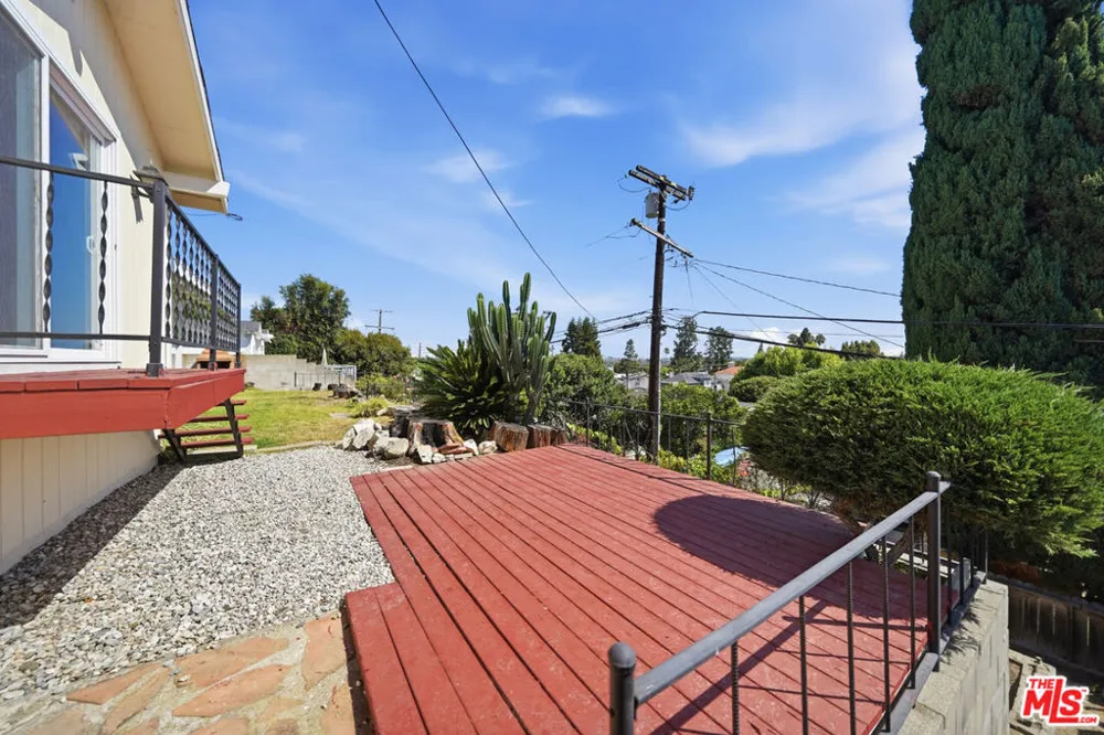 4065 Bluff Street Torrance, CA 90505