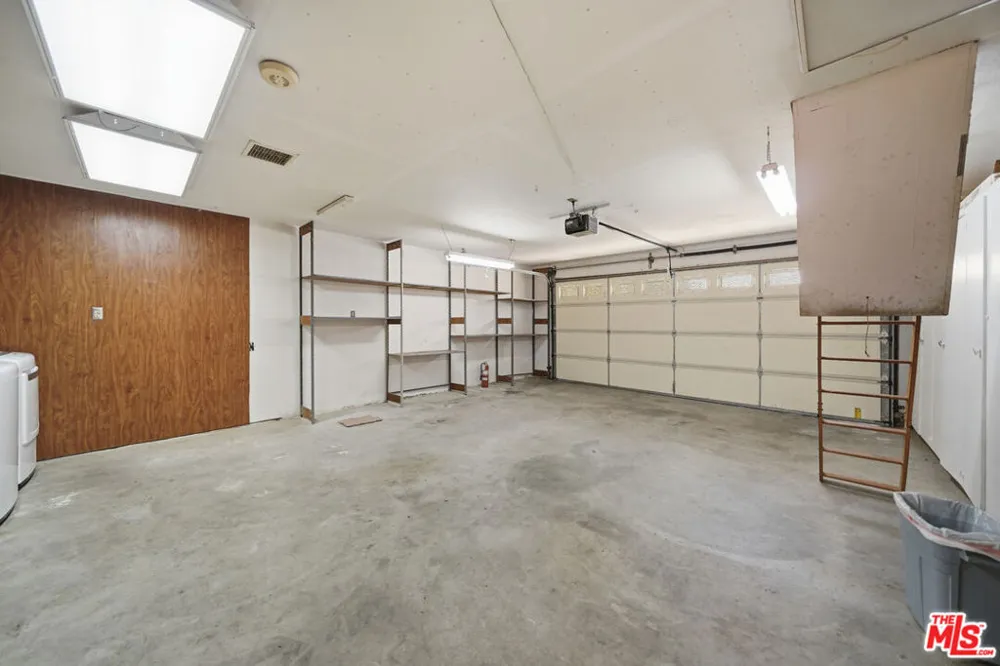 4065 Bluff Street Torrance, CA 90505