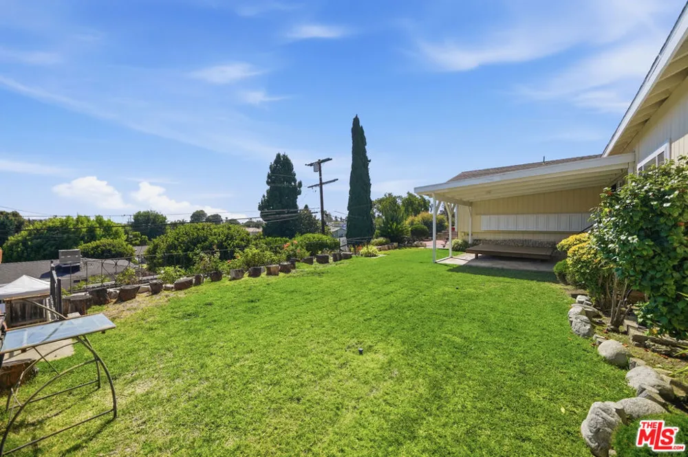 4065 Bluff Street Torrance, CA 90505