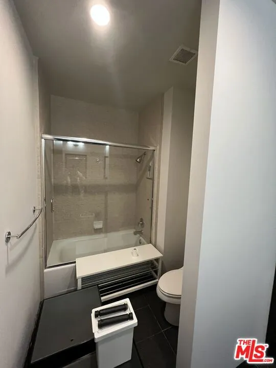 655 S Hope Street #1605 Los Angeles, CA 90017
