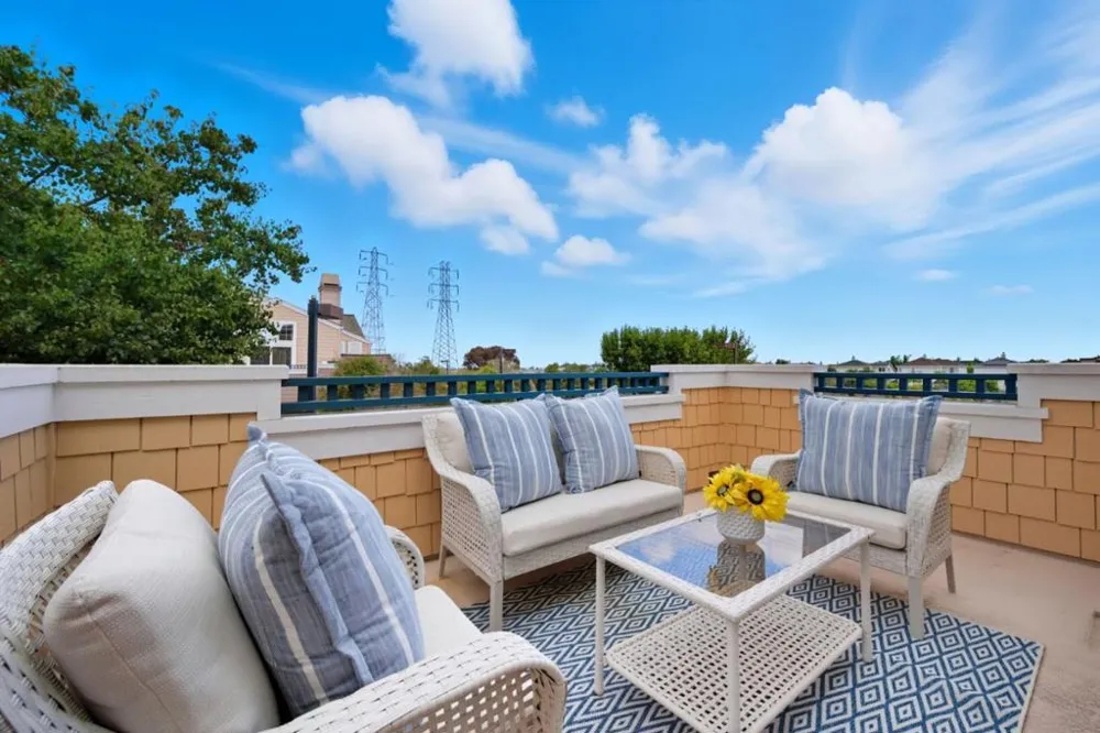 123 Positano Circle Redwood City, CA 94065