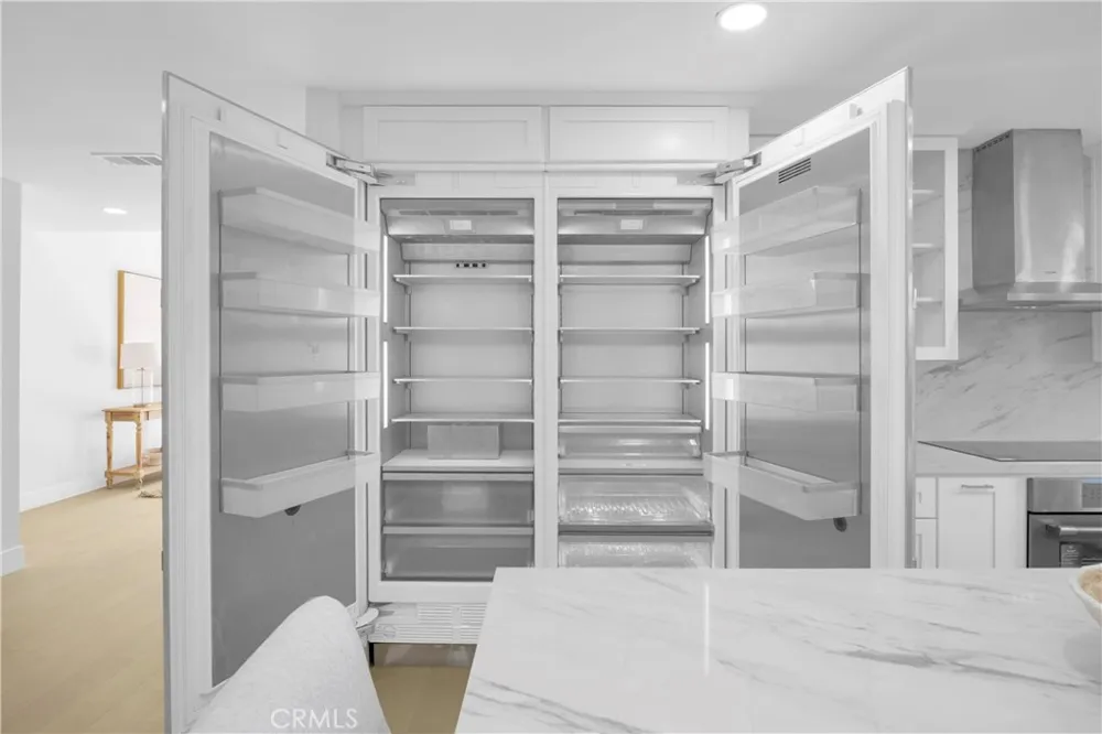 12151 Reagan Los Alamitos, CA 90720