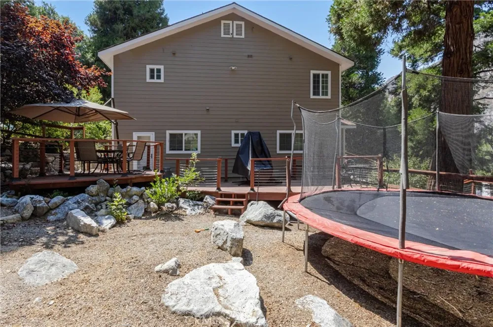 39382 Prospect Forest Falls, CA 92339